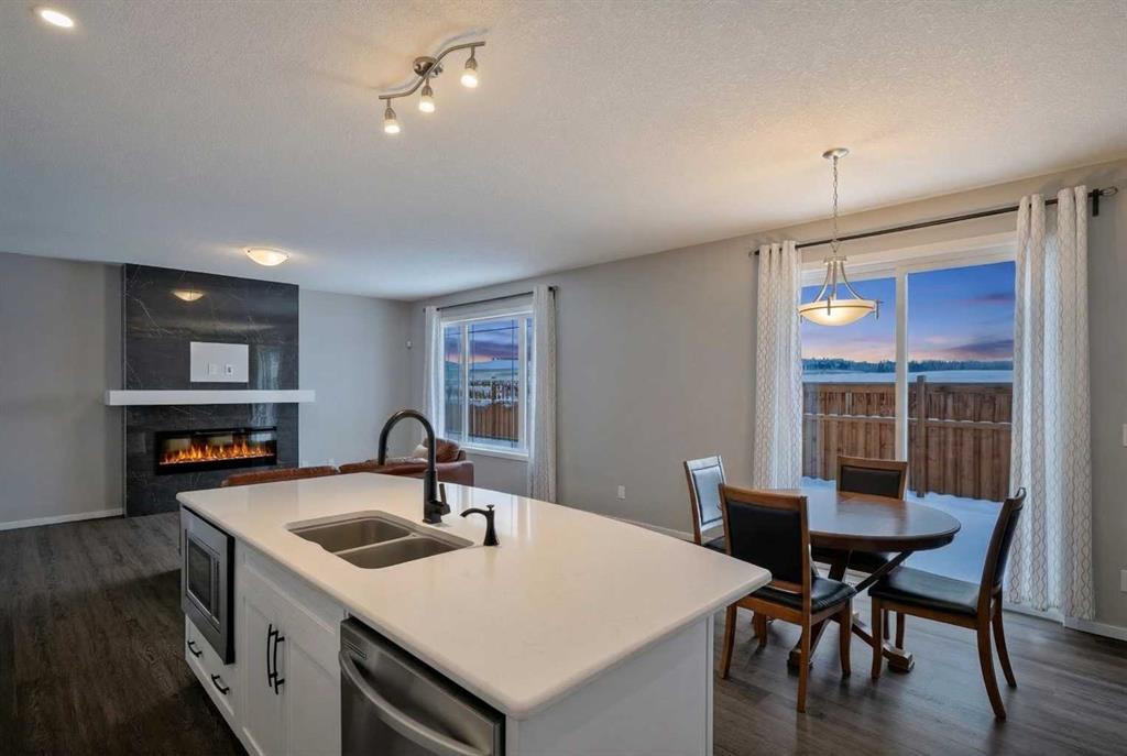 Additional image 5 of 154 Yorkstone Way SW, Calgary, AB, T2X 4S3