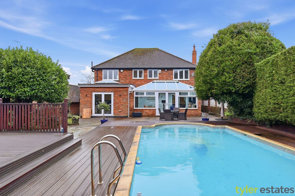 Additional image 4 of 5 bed detached house for saleNoak Hill Road, Billericay CM12