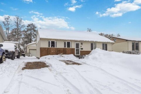 Additional image 7 of 18 Clark Crescent, Fort Mcmurray, AB, T9H 1M8