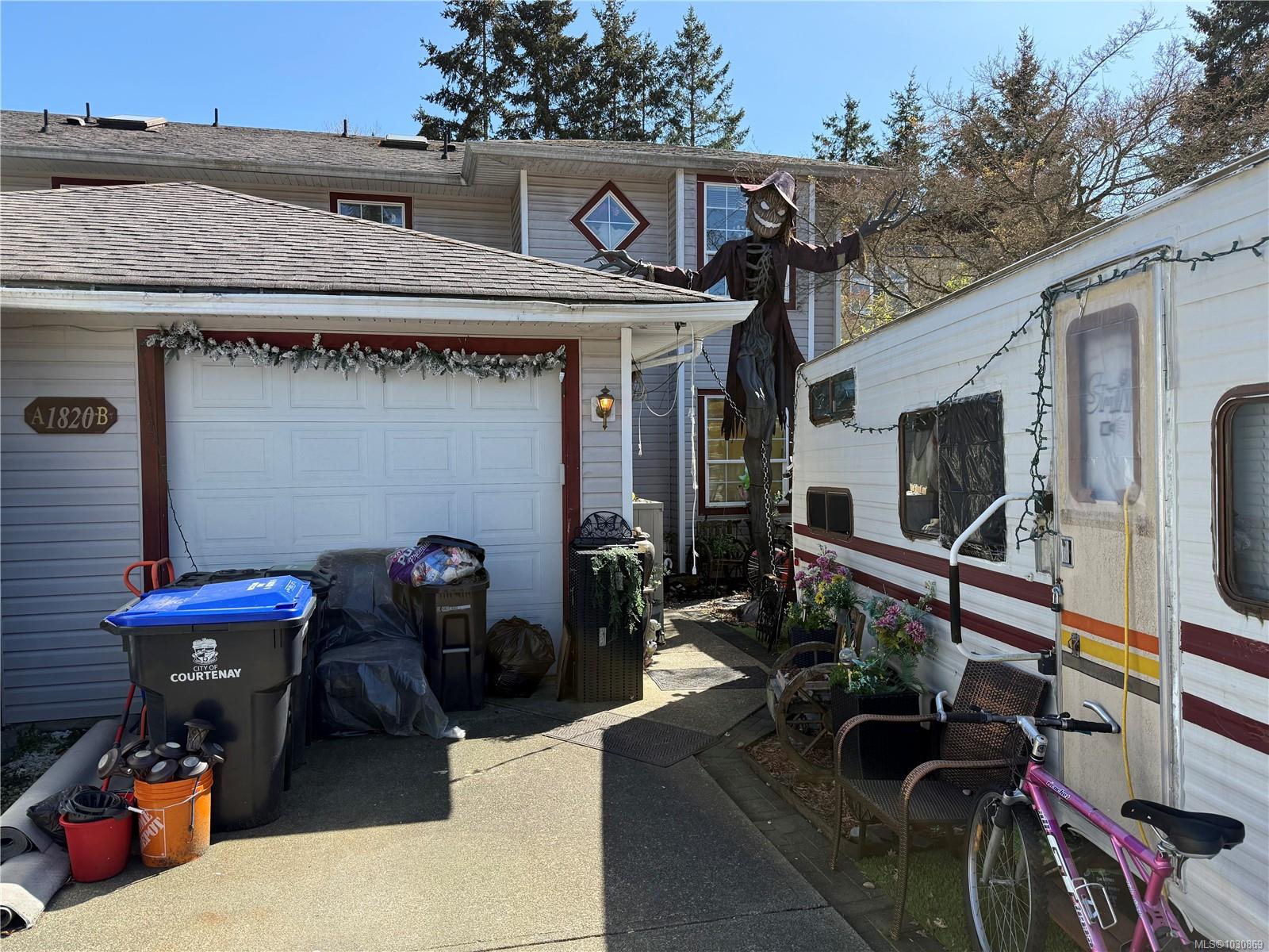B-1820 1st Street, Courtenay, BC, V9N 6V5