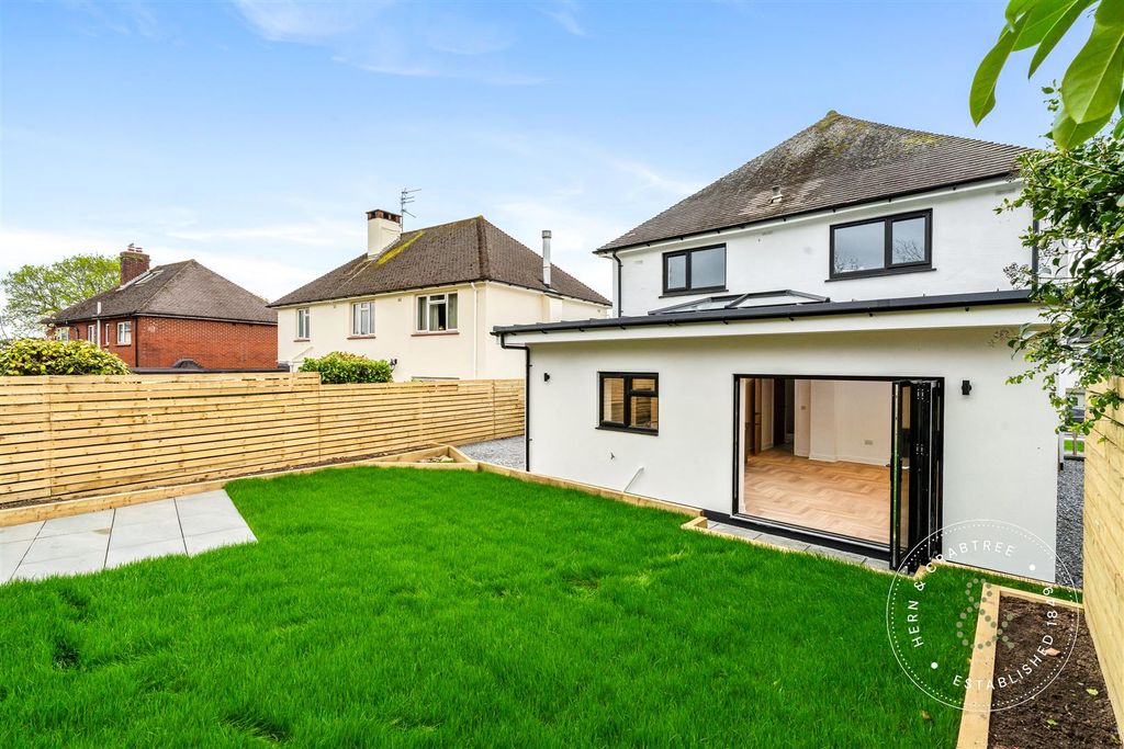 Additional image 5 of 3 bed detached house for saleEast Rise, Llanishen, Cardiff CF14