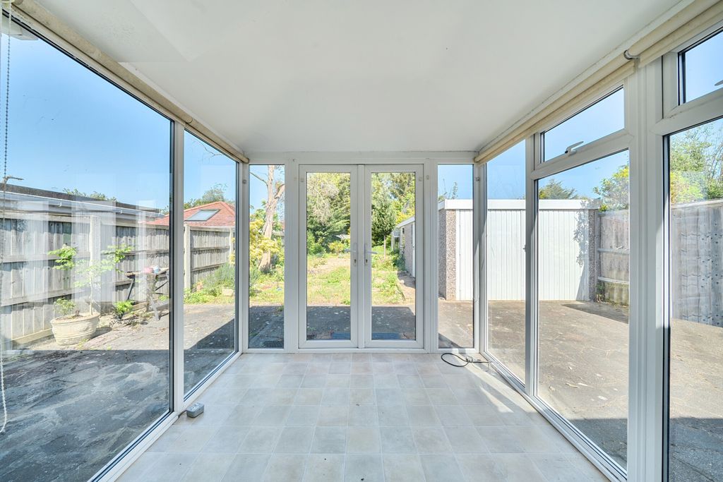 Additional image 13 of 2 bed bungalow for salePenrose Avenue, Watford, Hertfordshire WD19