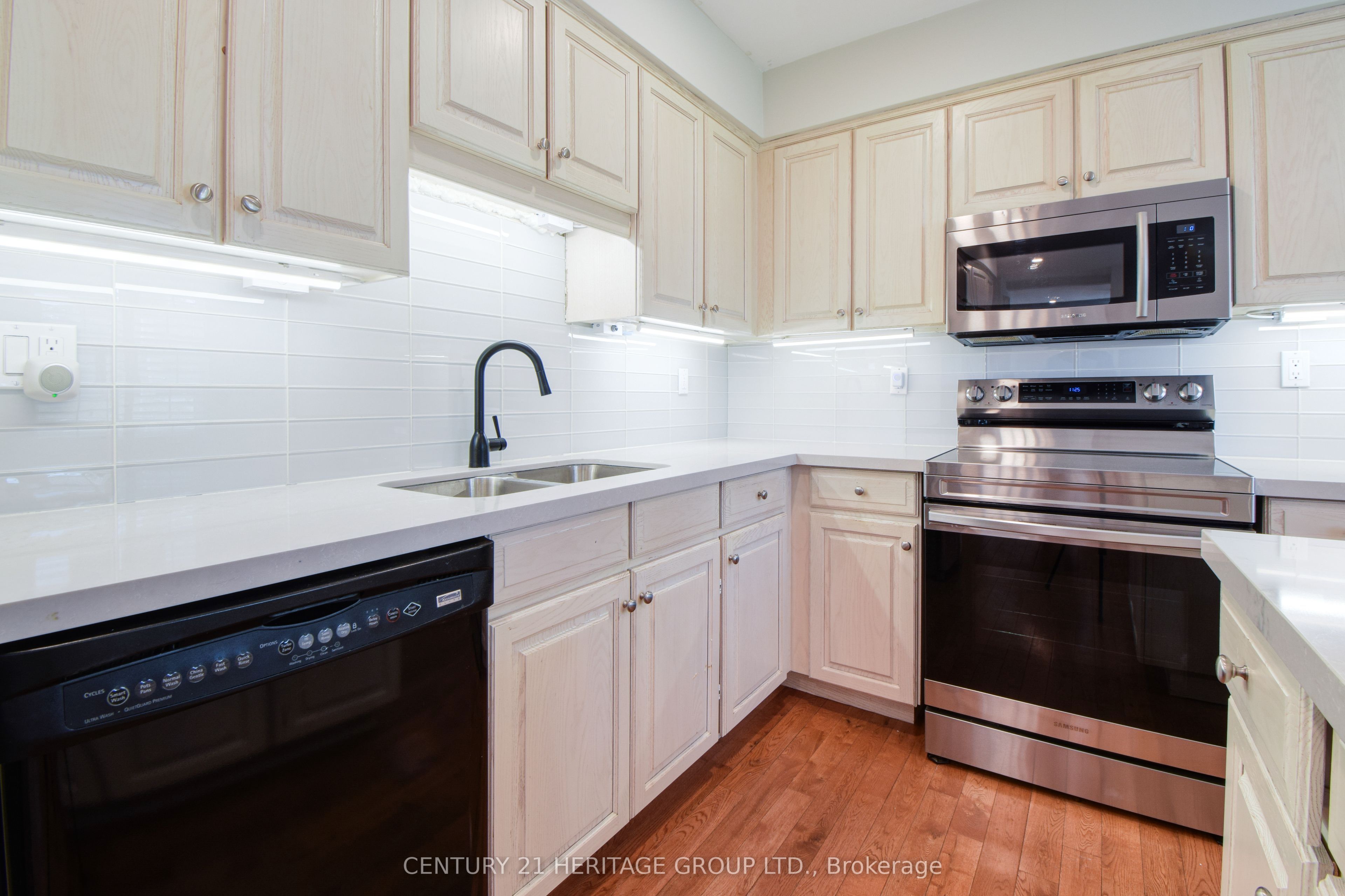Additional image 4 of 114 Elizabeth Grove, King, ON, L7B 1H2