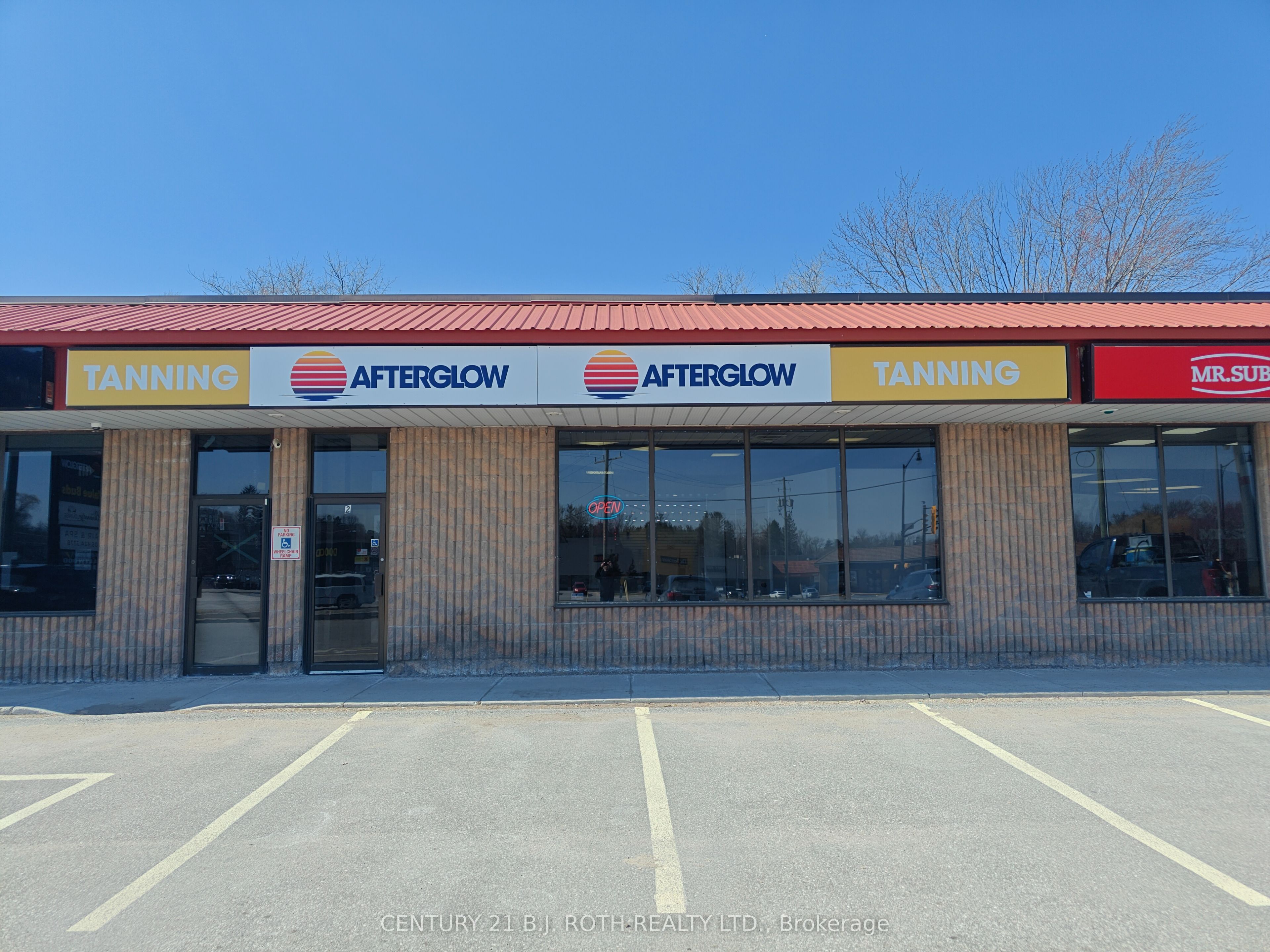 Unit 2-4 Pine River Road, Essa, ON, L0M 1B2