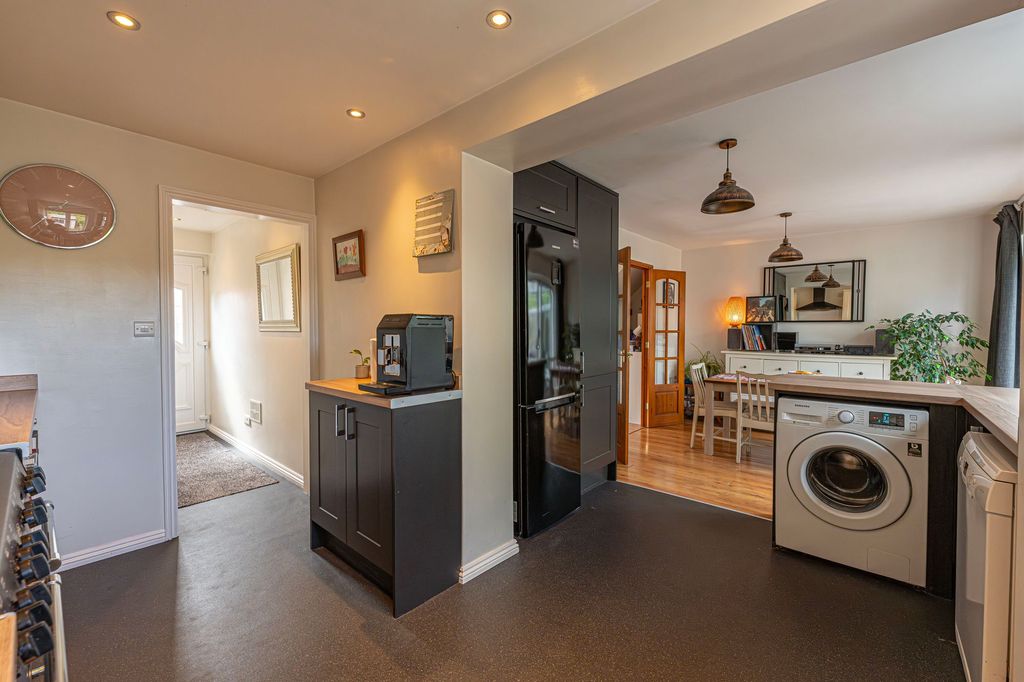 Additional image 7 of 3 bed semi-detached house for saleSt. Josephs Close, Undy NP26