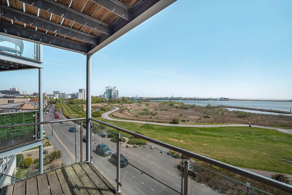 Additional image 29 of 1 bed flat for saleWindsor Esplanade, Cardiff CF10