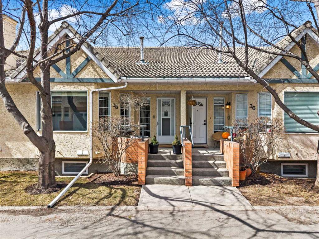 38 Richelieu Court SW, Calgary, AB, T3E 7E9