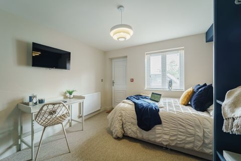Room 1, Brighton Road DE24, Room to rent