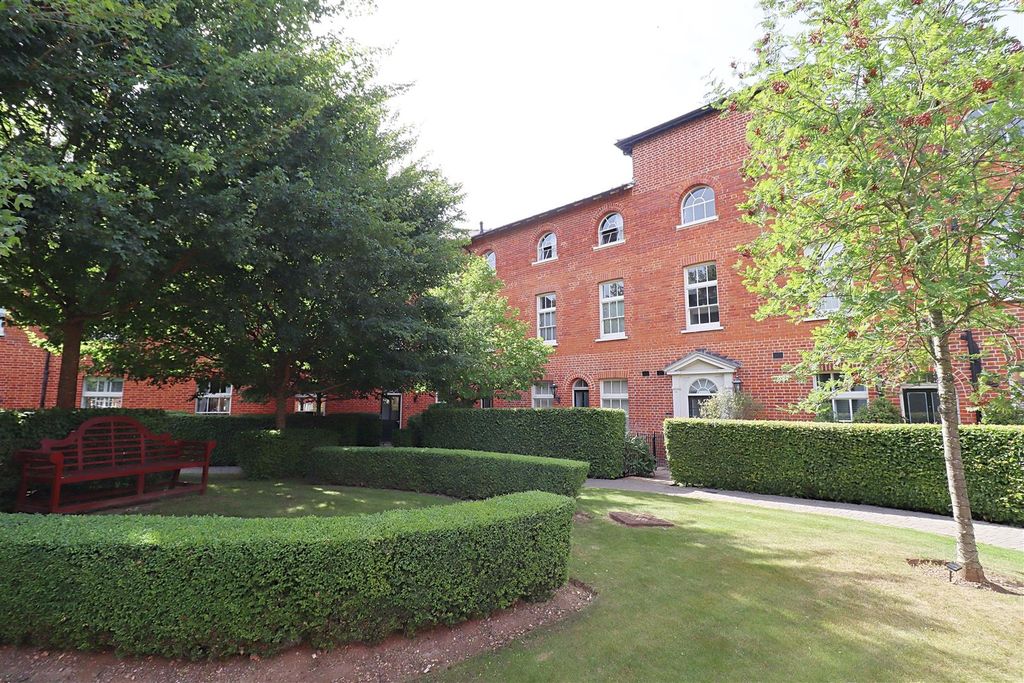 Additional image 11 of 1 bed flat for saleSt. Michaels Court, South Street, Braintree CM7