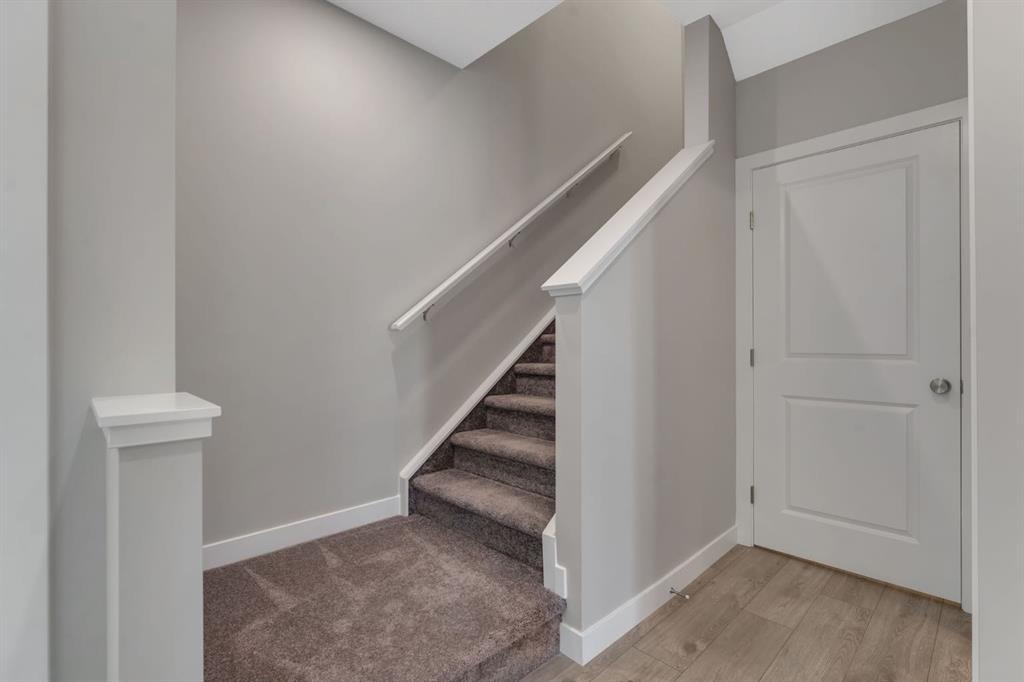 Additional image 5 of 24 Corner Glen Green NE, Calgary, AB, T3N 2P5
