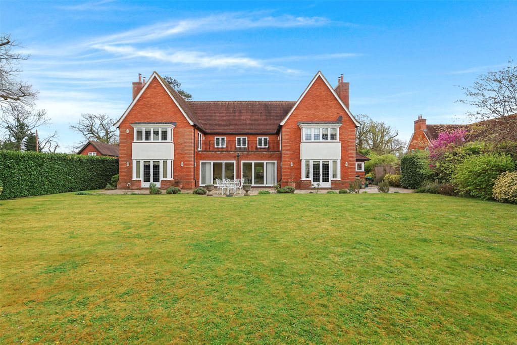 Additional image 11 of 5 bed detached house for saleRykens Lane, Betchworth, Surrey RH3