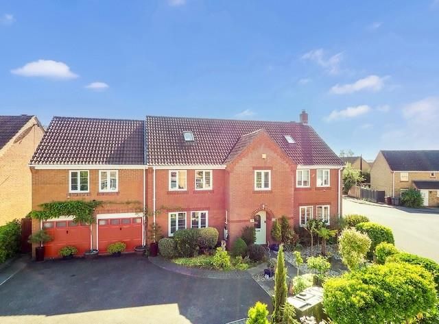 7 bed detached house for saleBorkum Close, Andover SP10