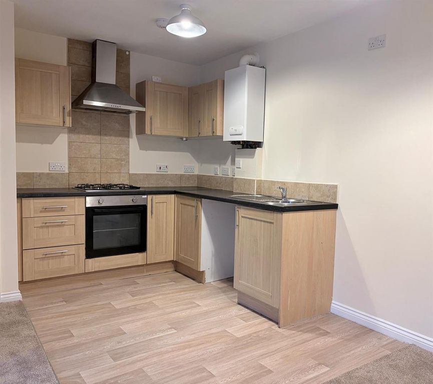 Additional image 8 of 2 bed flat for sale40 Henrietta Street, Ashton-Under-Lyne OL6