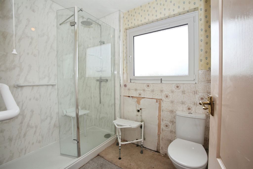 Additional image 20 of 4 bed semi-detached house for saleMardy Crescent, Caerphilly CF83