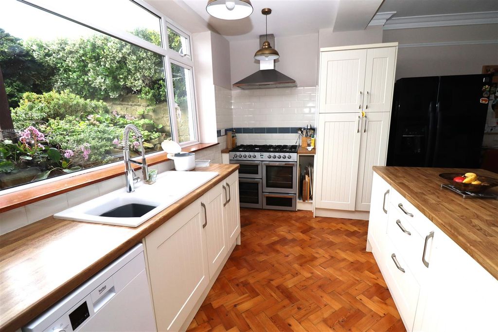 Additional image 6 of 3 bed flat for saleChannel View, Bexhill-On-Sea TN40