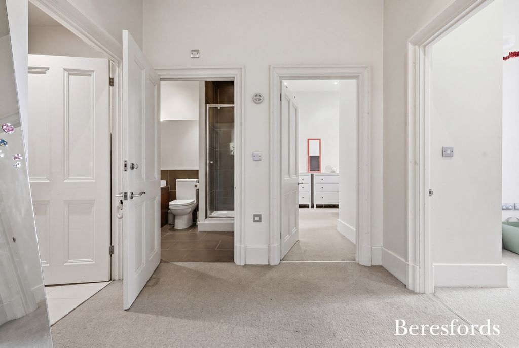 Additional image 12 of 3 bed flat for saleAcademy Square, Gidea Park RM2