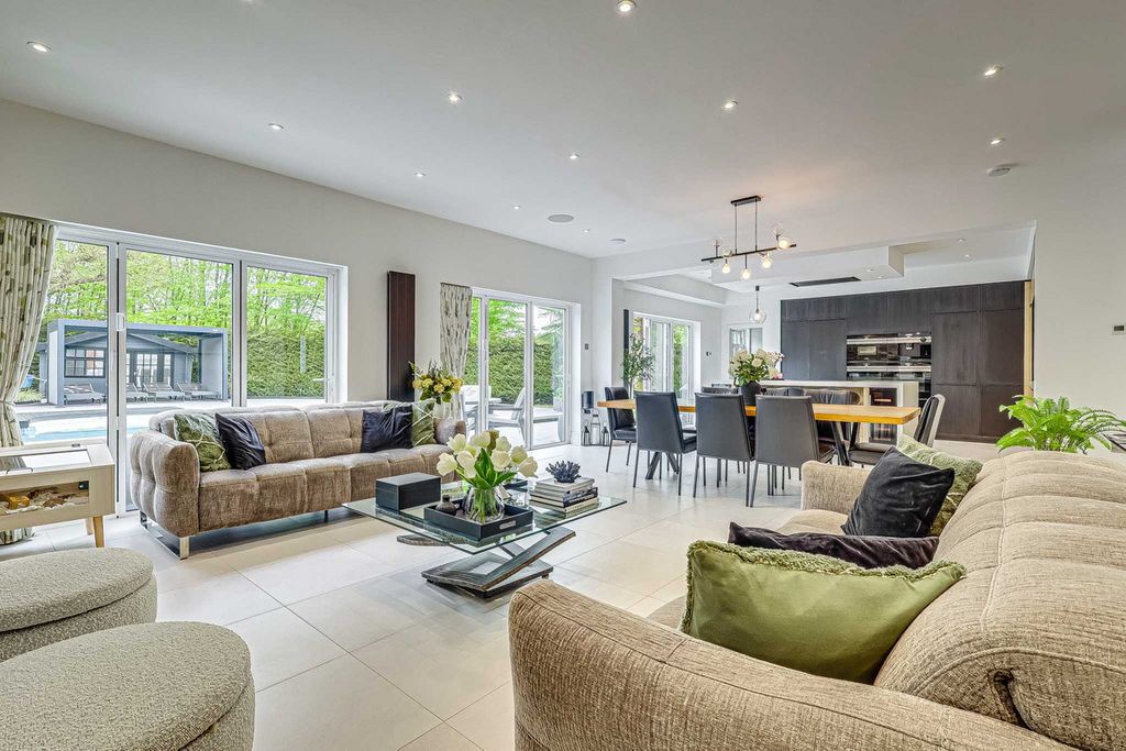 Additional image 7 of 5 bed detached house for saleBenfleet Road, Benfleet SS7
