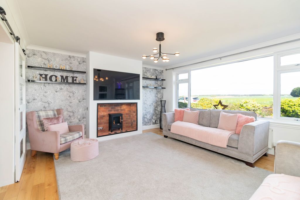 Additional image 2 of 3 bed detached house for saleTarry Road, Arbroath DD11