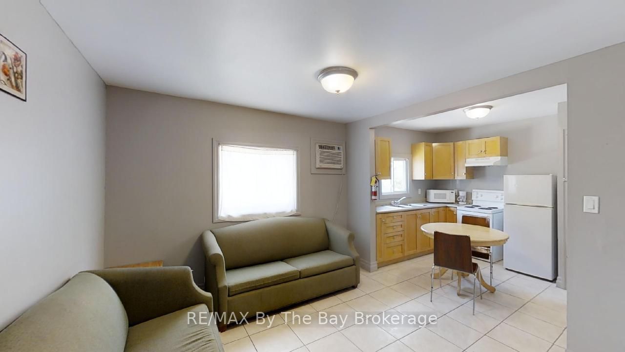 Additional image 5 of 44 12th Street N, Wasaga Beach, ON, L9Z 2J9