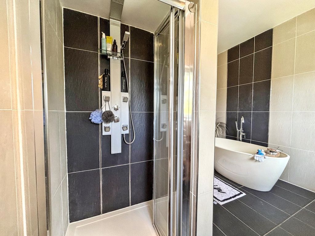 Additional image 21 of 4 bed detached house for salePopps Lane, Bexhill-On-Sea TN39