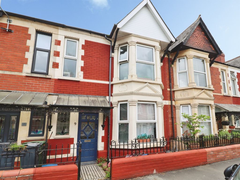 3 bed terraced house for saleDinas Street, Cardiff CF11