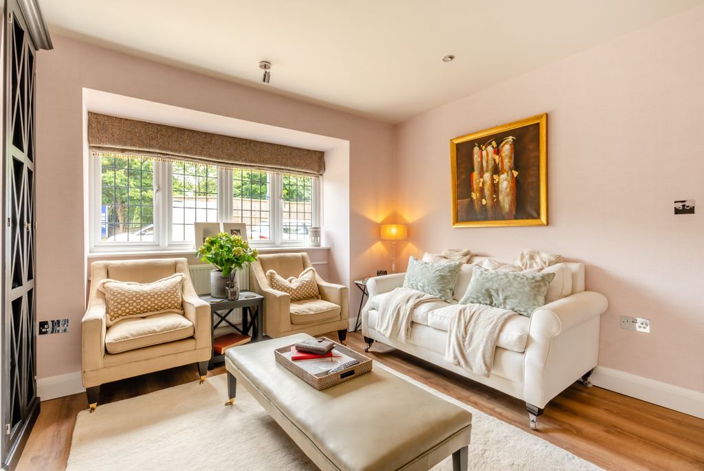 Additional image 18 of 5 bed detached house for saleWhite Lion Road, Amersham HP7