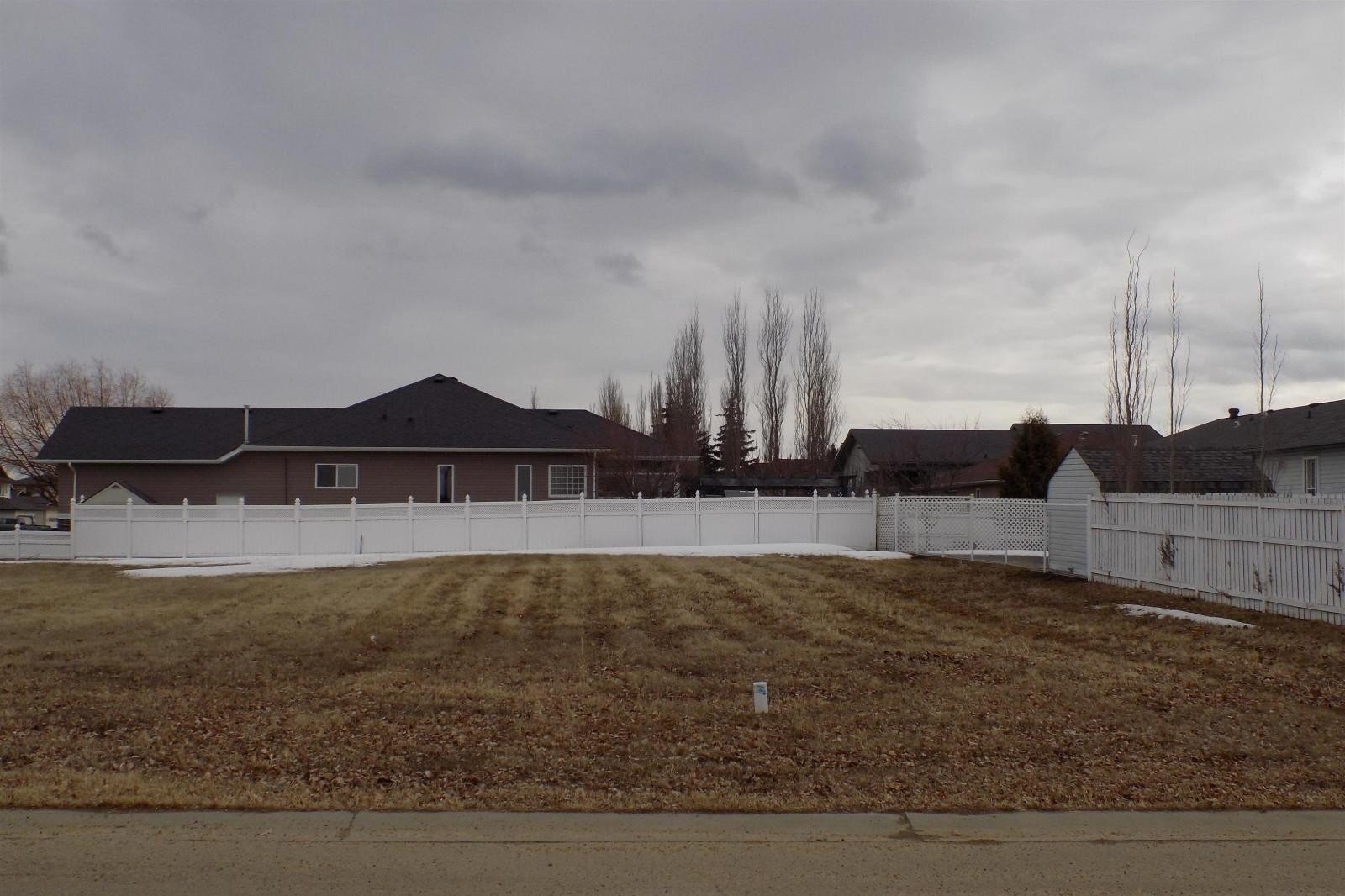 Additional image 2 of 4236 54 Avenue, Wetaskiwin, AB, T9A0M8