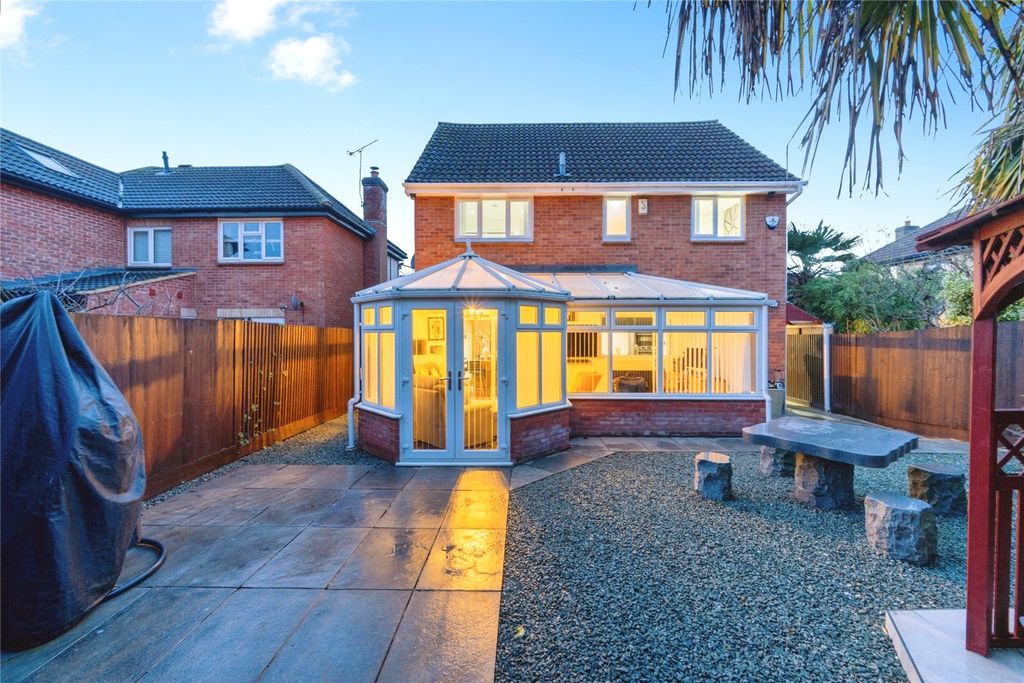 Additional image 6 of 5 bed detached house for saleChaucer Drive, Biggleswade, Bedfordshire SG18
