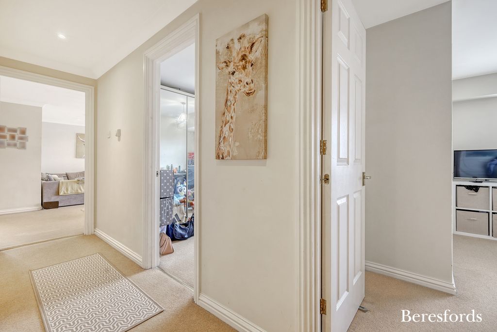Additional image 16 of 2 bed flat for saleBurns Close, Billericay CM11