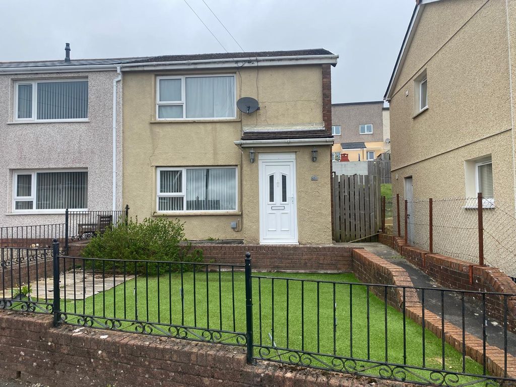 3 bed semi-detached house for saleHowy Road, Rassau NP23