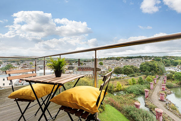 1 bed flat for saleSt James Court, Accrington BB5