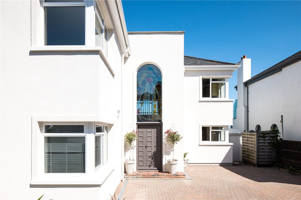 Additional image 2 of 4 bed detached house for saleLe Mont De La Rocque, St Brelade, Jersey JE3