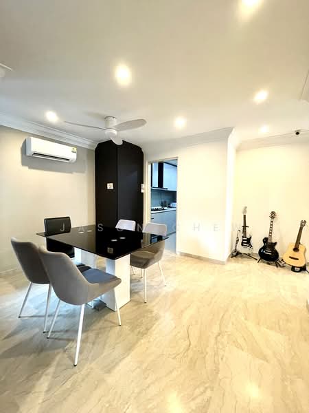 21 Jervois Close photo 4