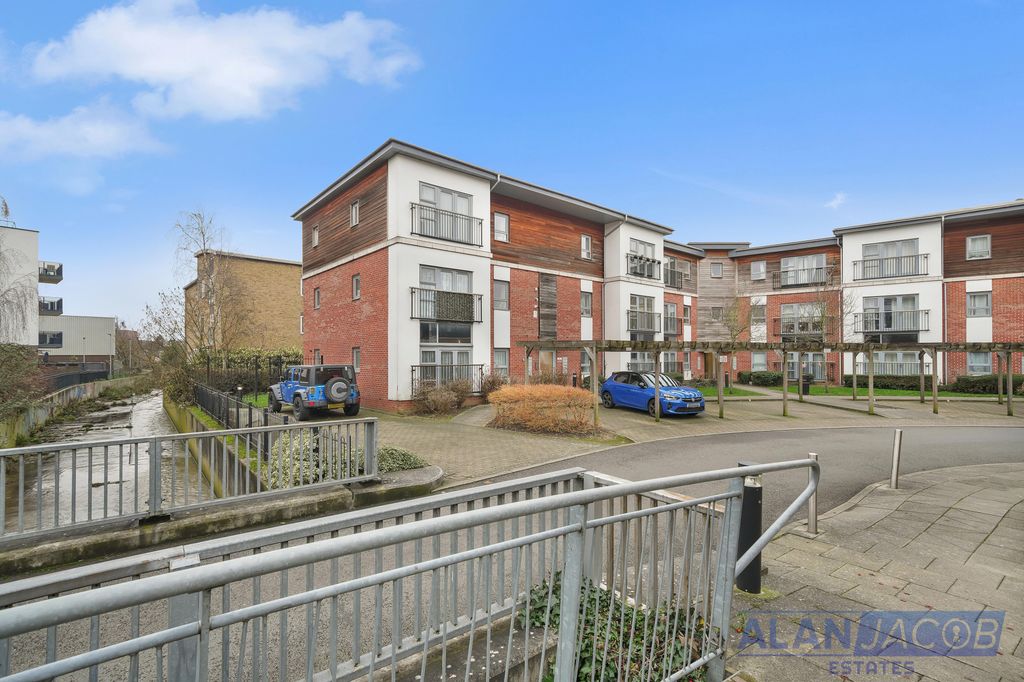 Additional image 15 of 2 bed flat for saleDerwent Court, Riverside Close, Romford RM1