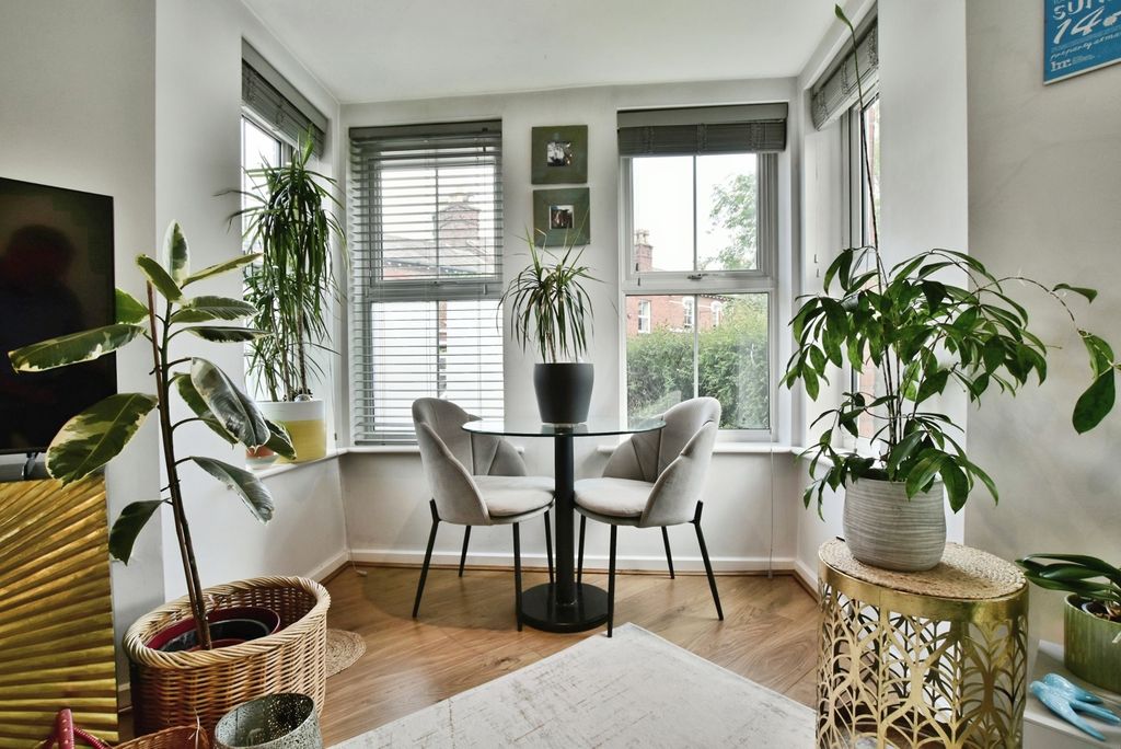 Additional image 4 of 2 bed flat for saleGeorge Street, Alderley Edge, Cheshire SK9