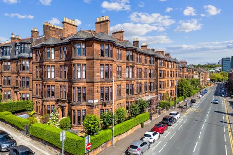 Highburgh Road, Flat 1/2, Dowanhill, Glasgow G12