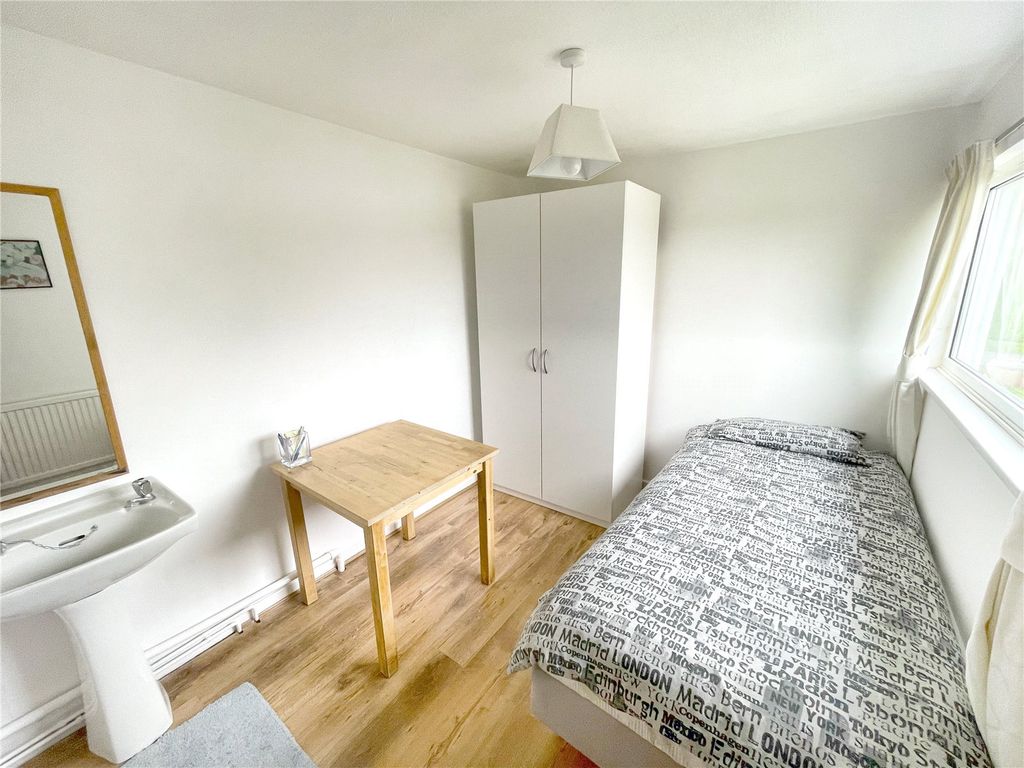 Additional image 13 of 5 bed detached house for saleGeneva Drive, Newcastle, Staffordshire ST5