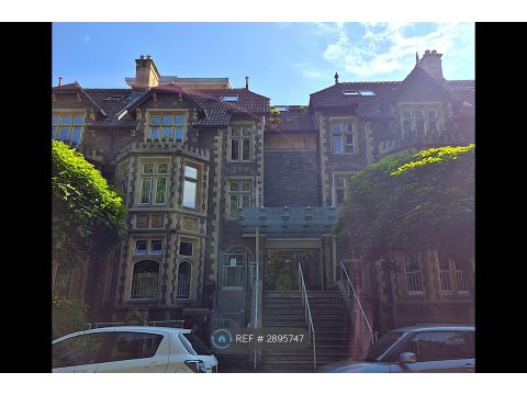 Royal Parade, Tyndalls Park, Bristol BS8