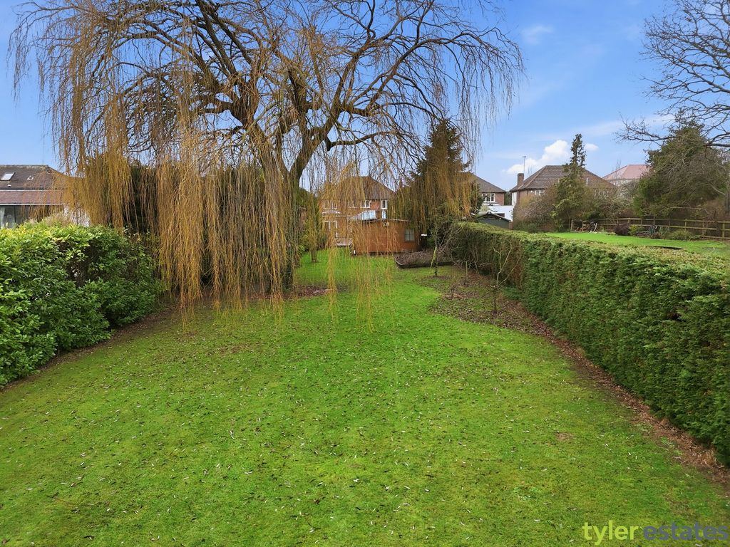 Additional image 43 of 5 bed detached house for saleNoak Hill Road, Billericay CM12