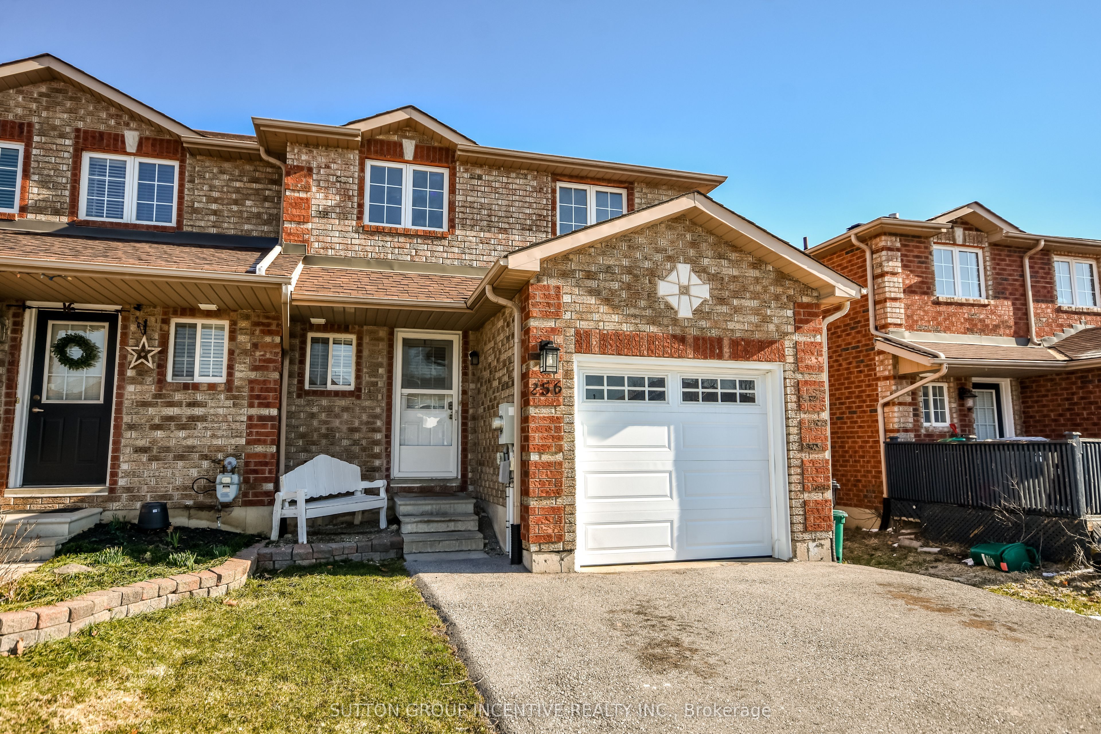 Additional image 3 of 256 Dunsmore Lane, Barrie, ON, L4M 7A7