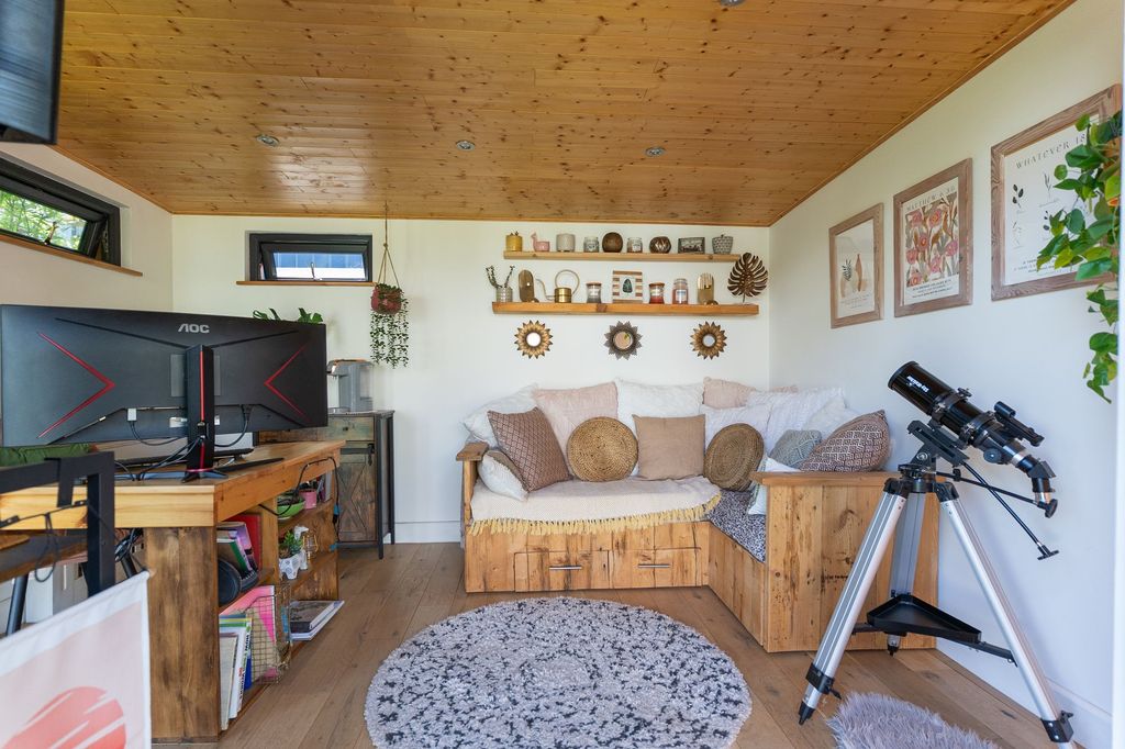 Additional image 38 of 4 bed semi-detached house for saleLlwynderi Road, Newport NP20