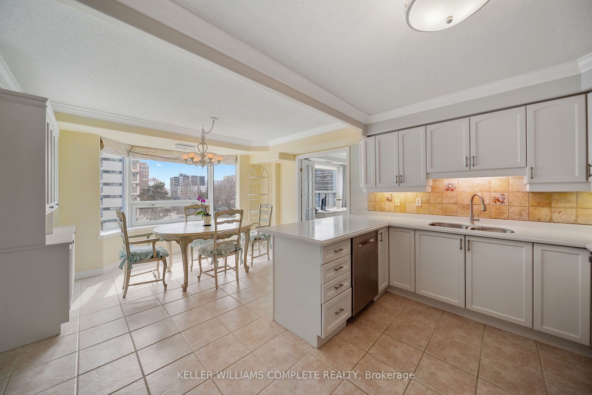 Additional image 6 of 404-1272 Ontario Street, Burlington, ON, L7S 2L8
