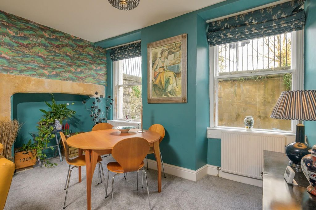 2 bed flat for saleSydney Place, Bathwick, Bath BA2 photo 4