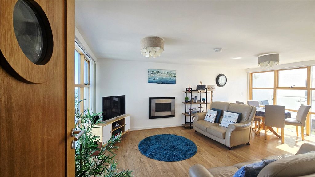 Additional image 5 of 2 bed flat for saleNewry Beach, Holyhead, Isle Of Anglesey LL65