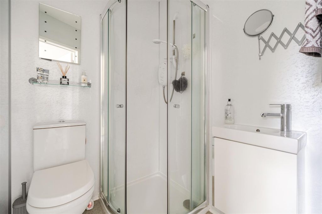 Additional image 9 of 4 bed detached bungalow for saleWhite Cliff Gardens, Blandford Forum DT11