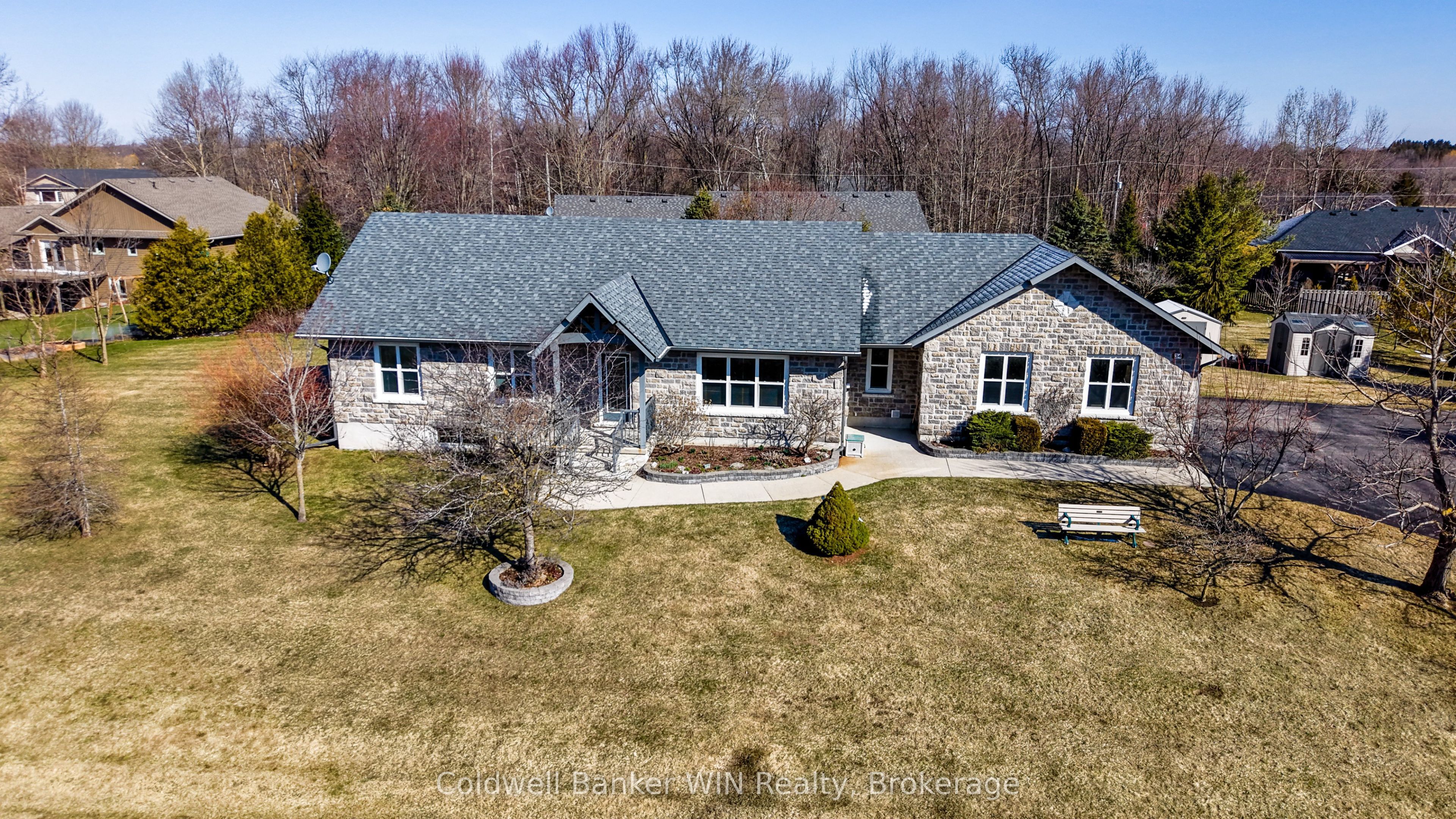 34 Regency Drive, Minto, ON, N0G 1M0