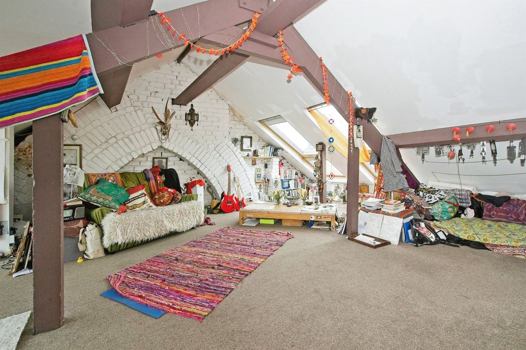 Additional image 6 of 7 bed terraced house for saleCommercial Road, Newport NP20