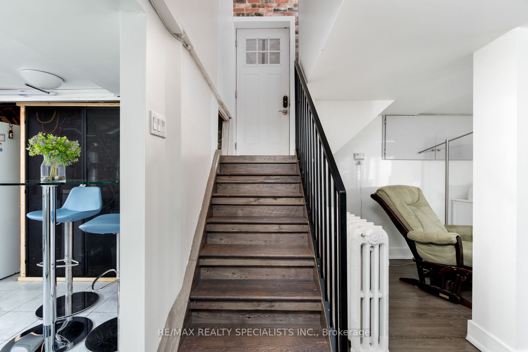 Additional image 3 of Lower-290 Westmount Avenue, Toronto, ON, M6E 3N1