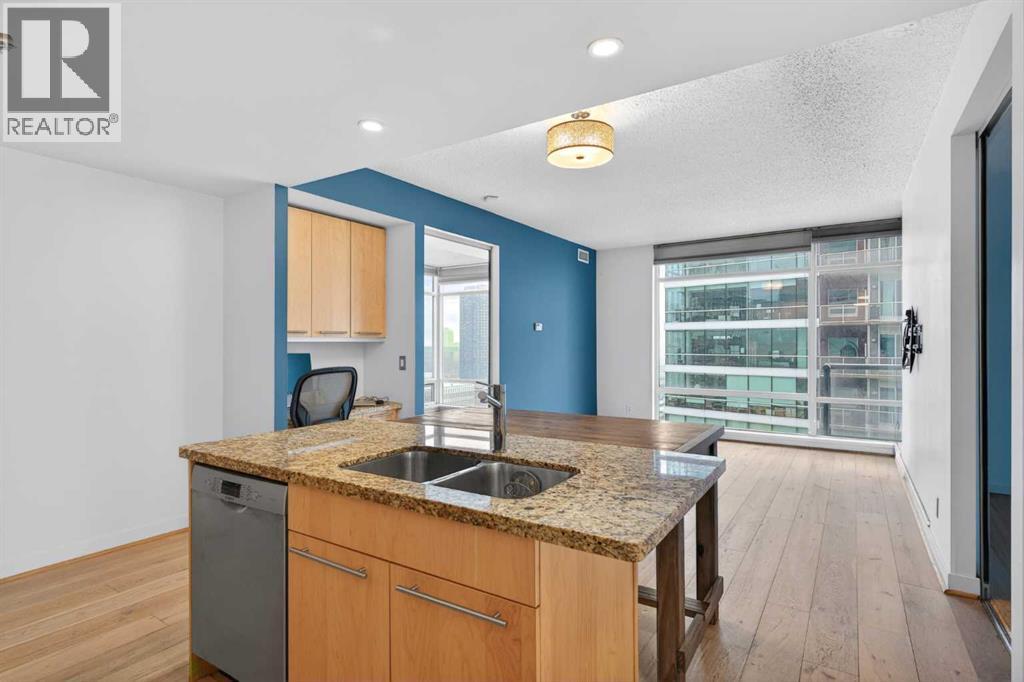 Additional image 5 of 215 13 Avenue Southwest, Calgary, AB, T2R0V6