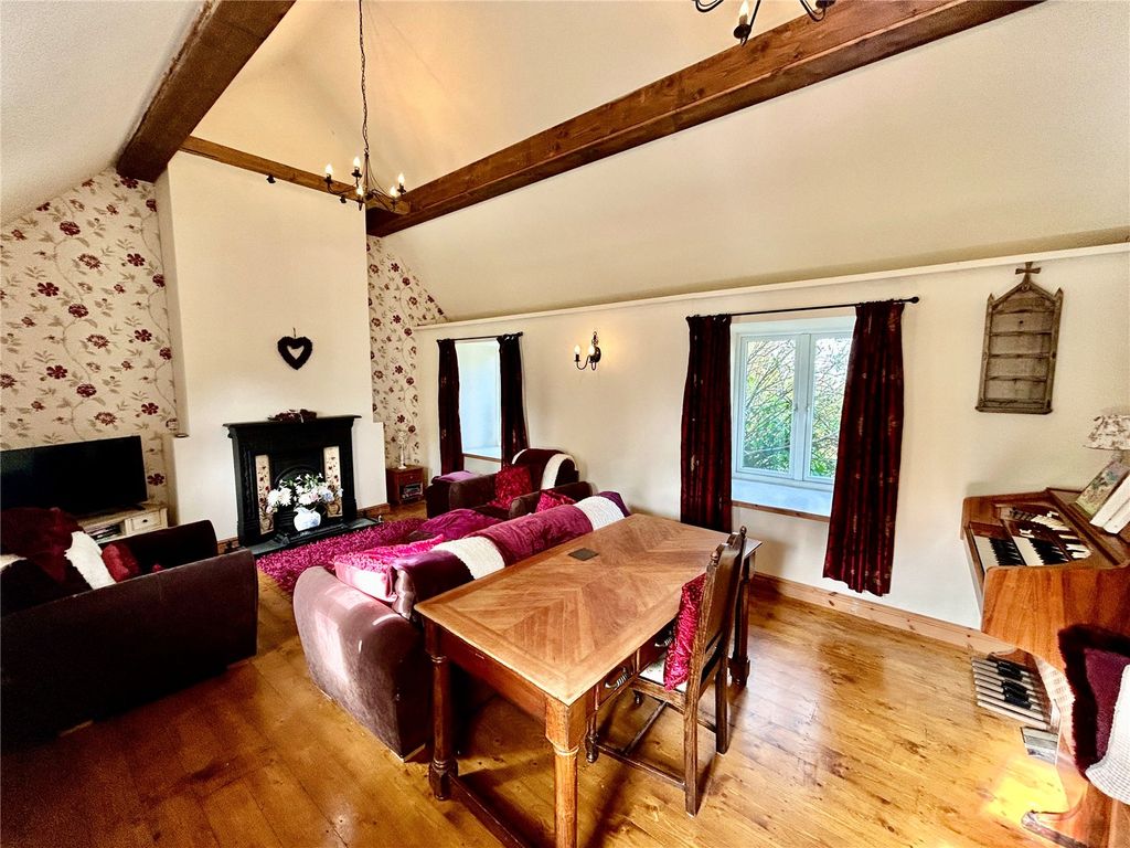 3 bed barn conversion for saleMynydd Bodafon, Llannerch-Y-Medd, Isle Of Anglesey LL71 photo 4